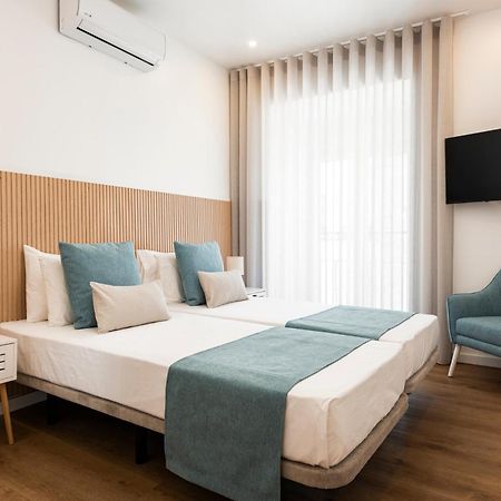 Madalena Hostel E Suites Фару Экстерьер фото