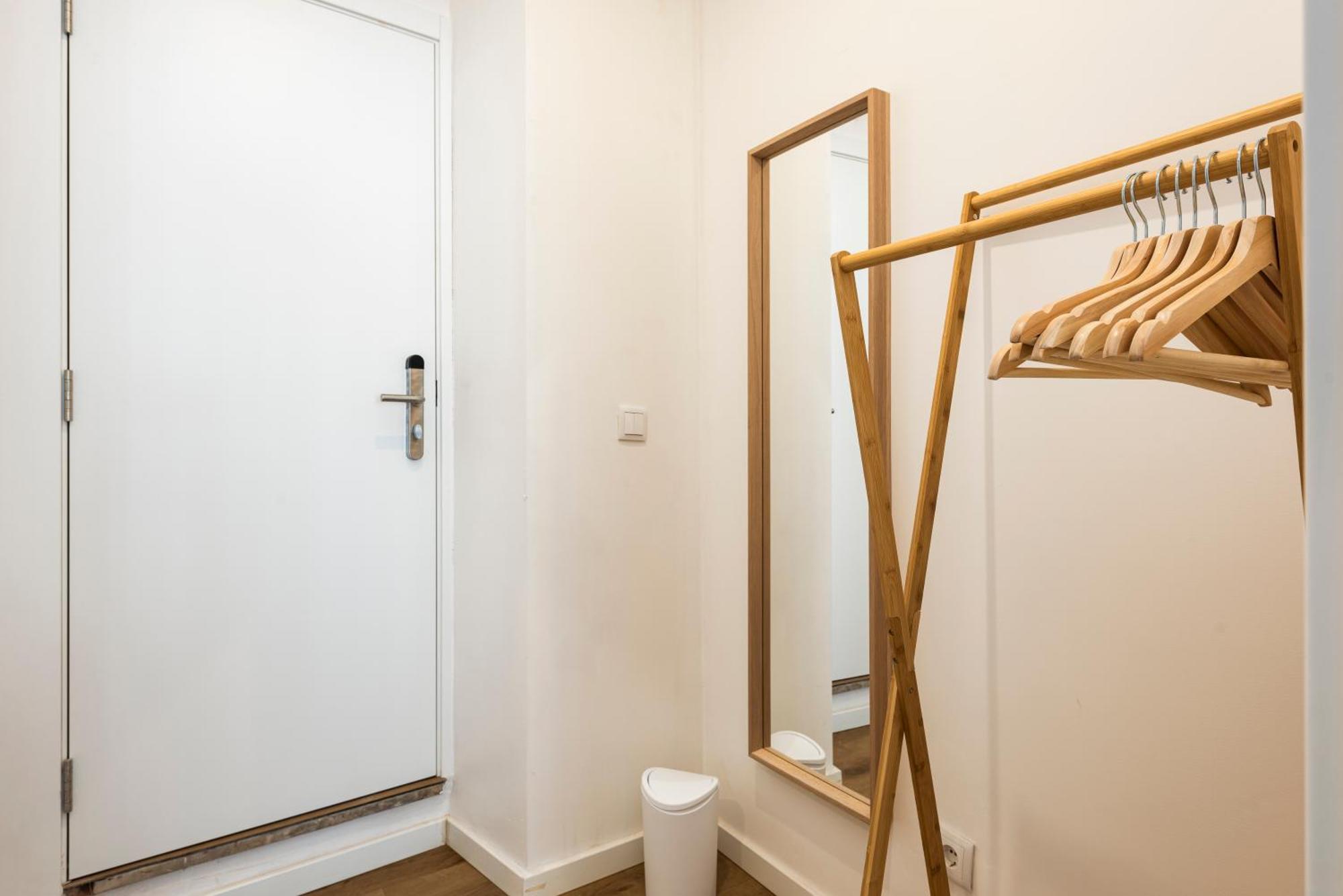 Madalena Hostel E Suites Фару Экстерьер фото