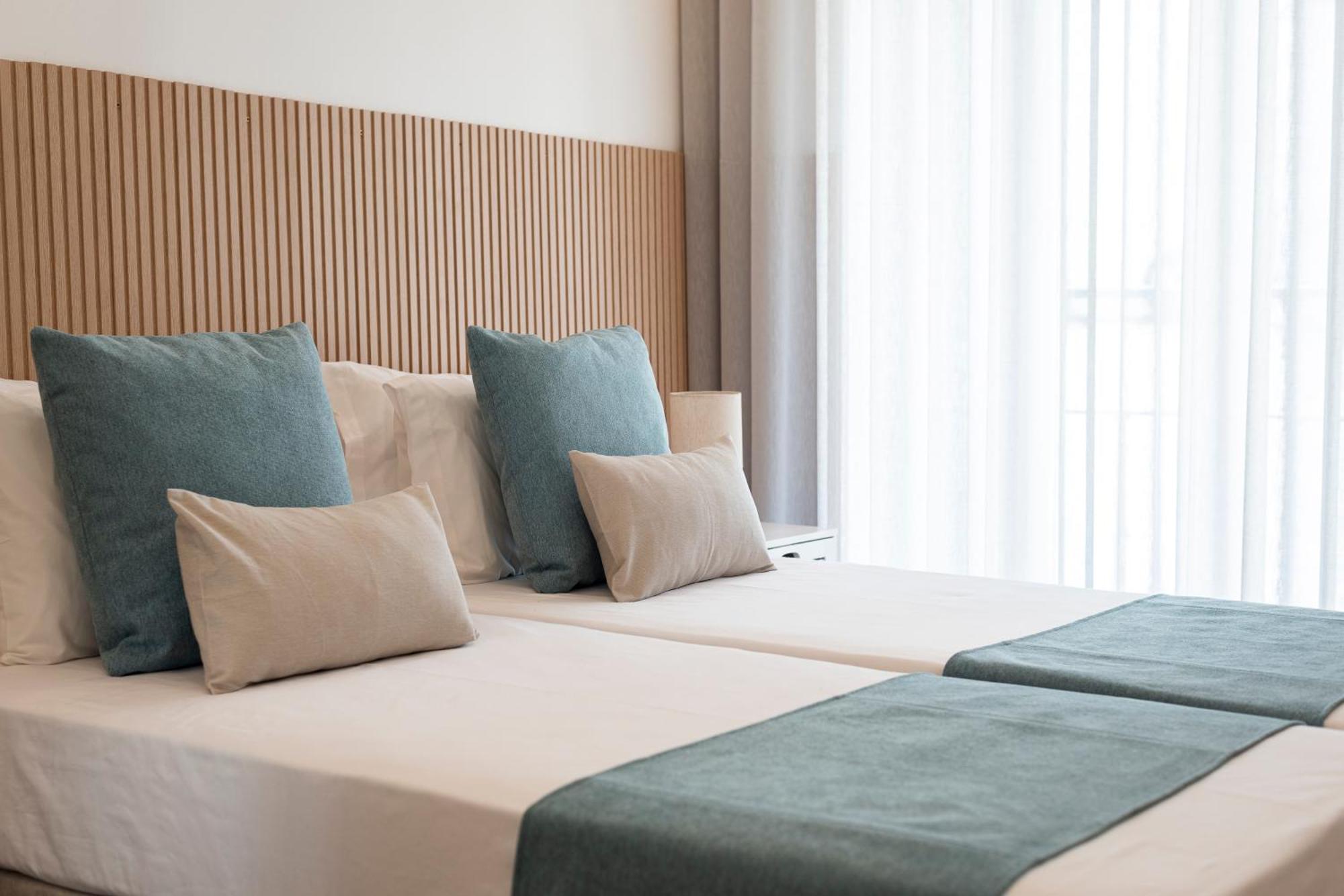 Madalena Hostel E Suites Фару Экстерьер фото