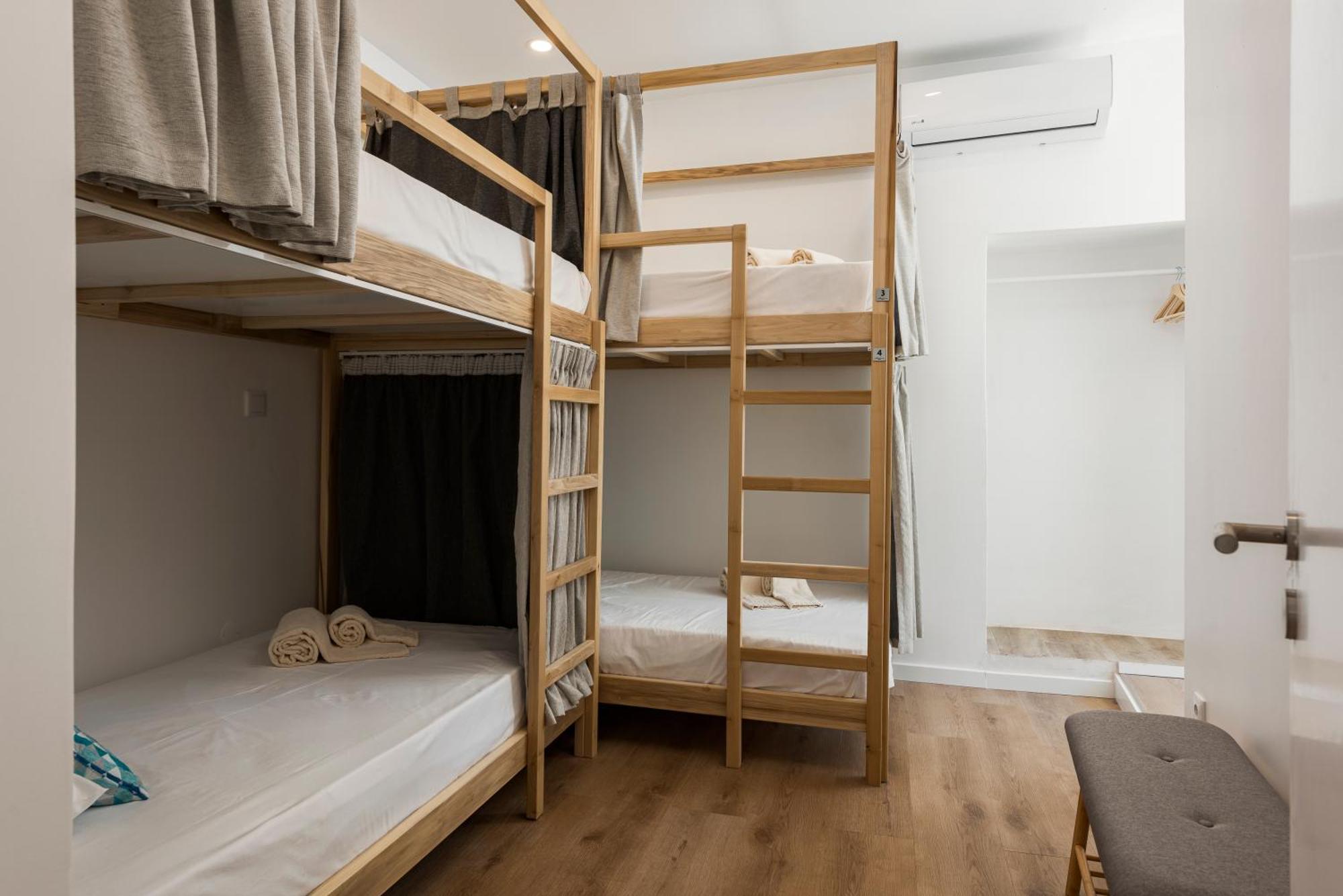 Madalena Hostel E Suites Фару Экстерьер фото